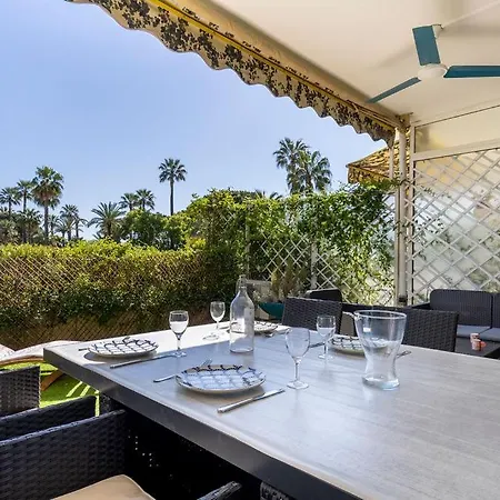 La Parenthese Calme Avec Terrasse, Jardin Et Piscine Cannes