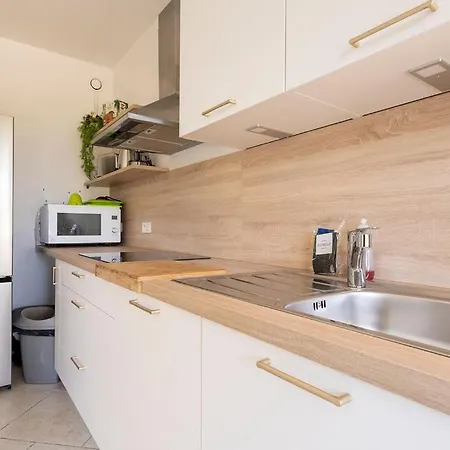 La Parenthese Calme Avec Terrasse, Jardin Et Piscine